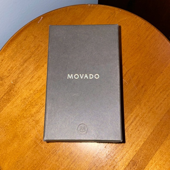 Movado Ladies Watch Classic Museum Style - Picture 2 of 6